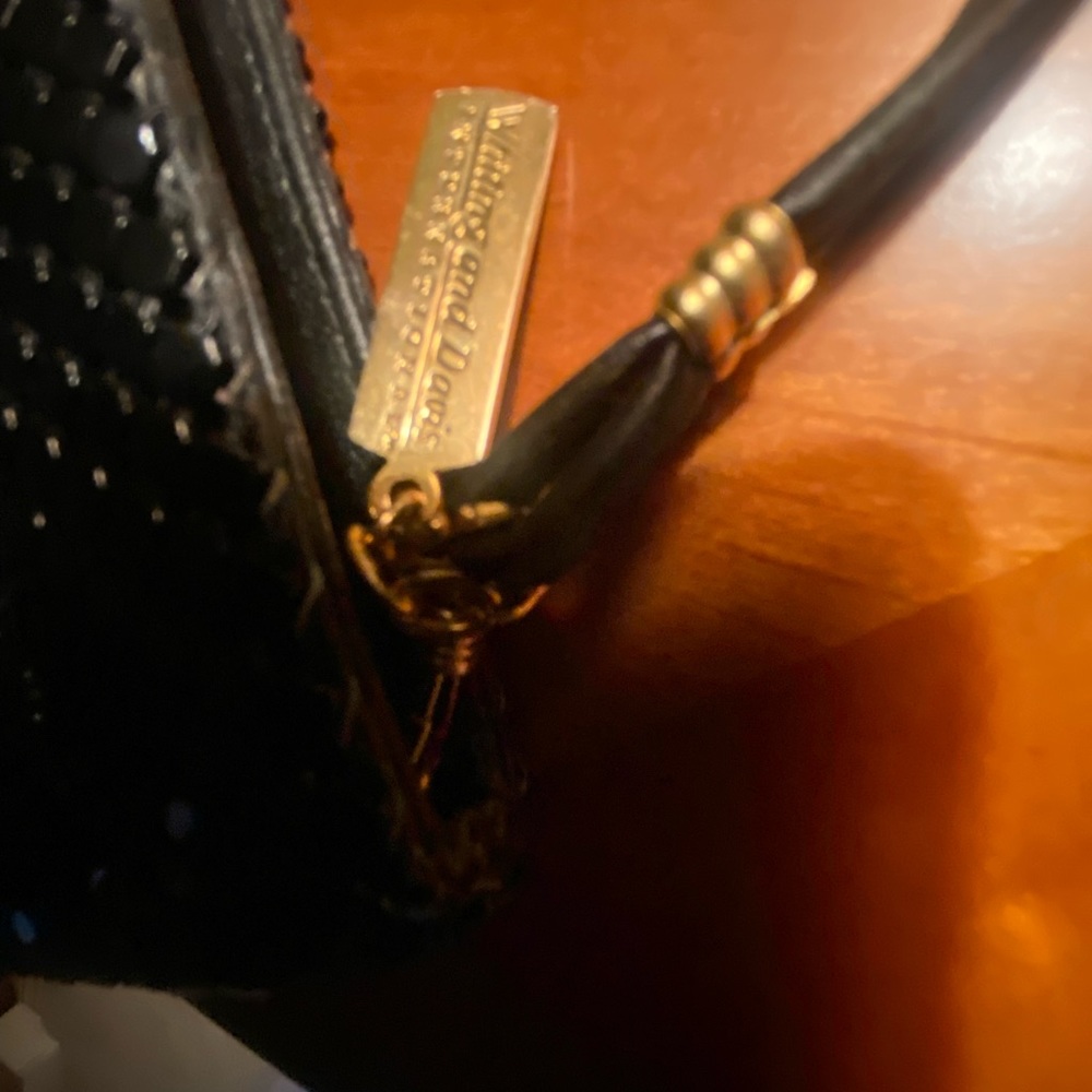 Mesh Minimalist Black Rectangular Metal Mesh Shou… - image 5